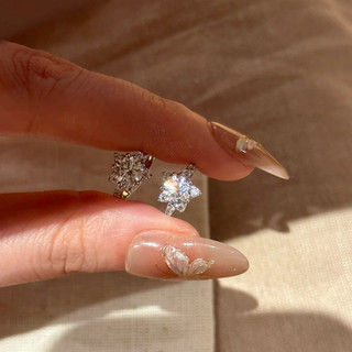 Bông tai nữ phong cách mới với đá zircon hình ngôi sao