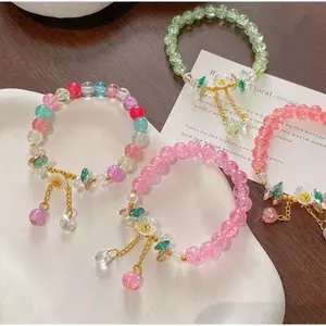 Vòng tay hạt thủy tinh và acrylic hình hoa camellia, phù hợp làm đồ thủ công DIY