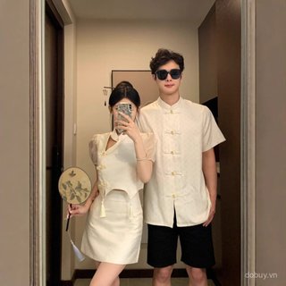 Trang phục cặp đôi phong cách Trung Quốc với áo sơ mi ngắn tay có cổ đứng, thiết kế mặt dây chuyền và vòng nút - Mùa hè tươi sáng