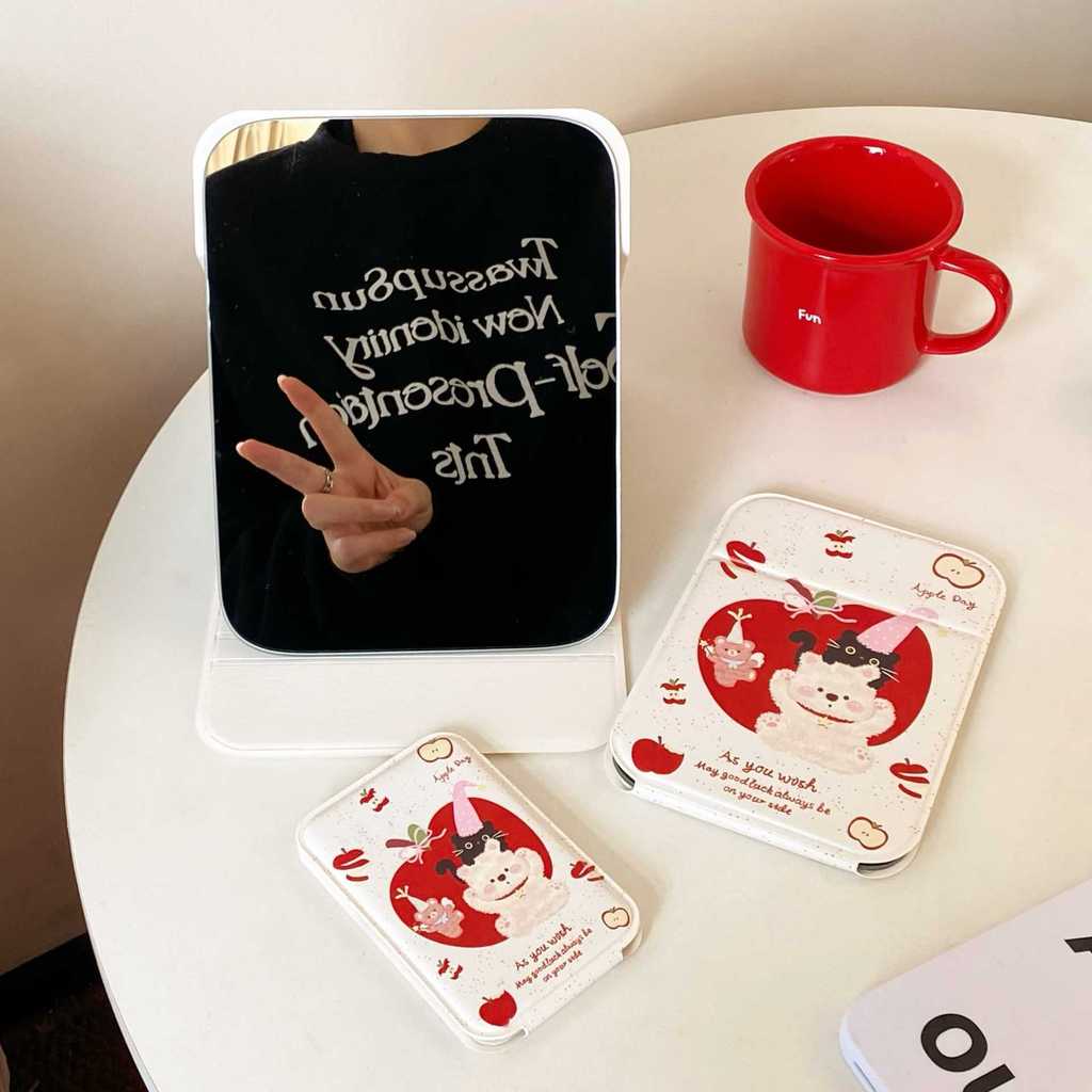 Dễ Thương Apple Gấu Gấp Gương Trang Điểm Gương Để Bàn Đứng Lên Gương Trang Điểm Bé Gái Đi Chơi Di Động Trang Điểm Gương Nhỏ CSDD