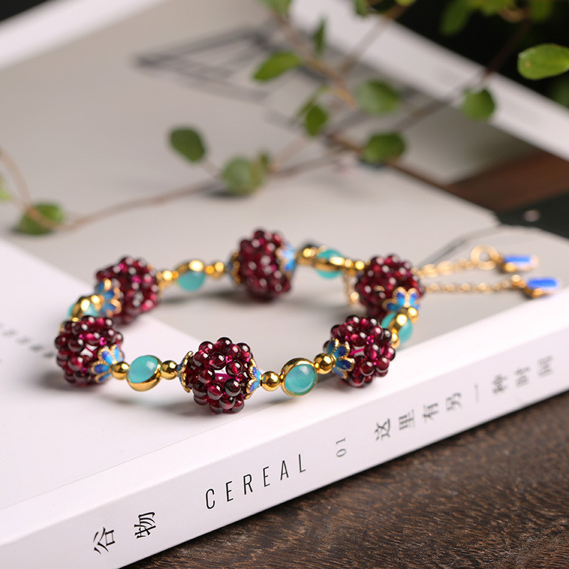 Vòng tay garnet tự nhiên đơn giản mới
