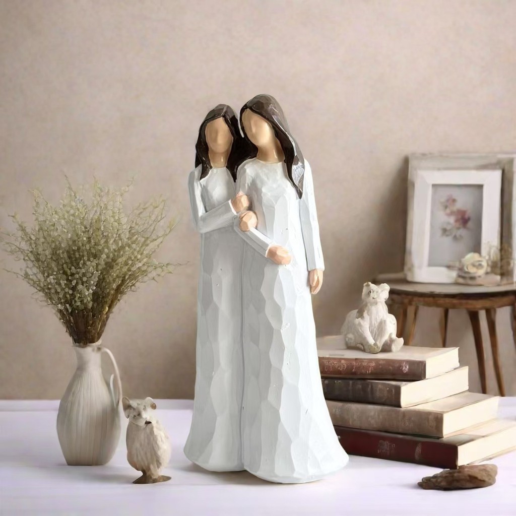 Cô Gái Cầm Ngựa Nhựa Hình - Tượng Thiên Thần Theo Chủ Đề, Trang Trí Nhà Để Bàn Trang Trí Thủ Công