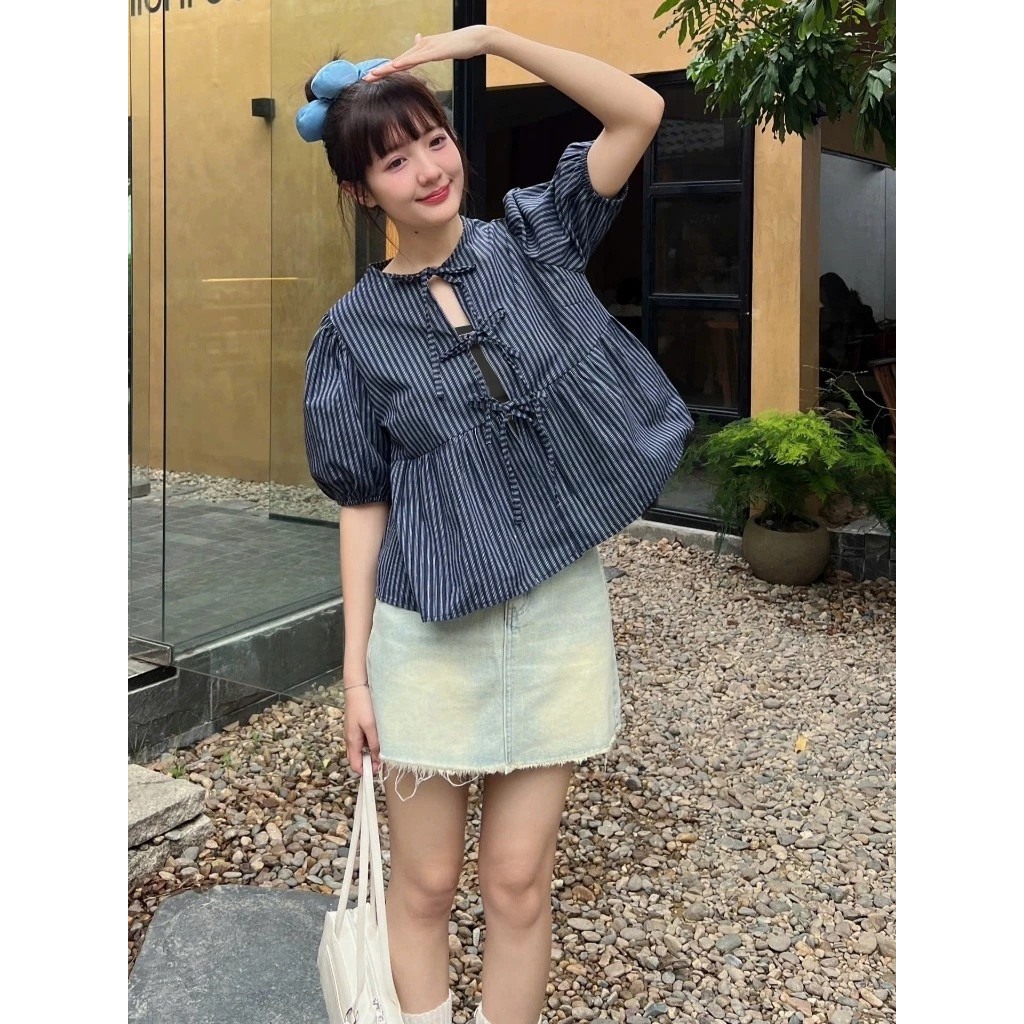 (Tặng kèm áo 2 dây) Áo Babydoll Kẻ Buộc Nơ Tay Phồng, Áo blouse Nữ Tay Bồng Kèm Áo 2 Dây_A523