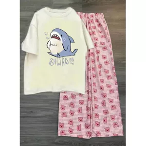 SÉT BỘ ĐỒ NỮ QUẦN HEO HỒNG + PHỐI ÁO PHÔNG TAY NGẮN -HÌNH CÁ MẬP-QUANAO94