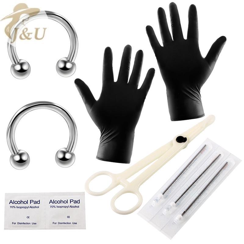 Bộ dụng cụ xỏ khuyên cơ thể gồm 10-20 món, phù hợp cho nhiều vị trí như rốn, lưỡi, mày, mũi và môi.