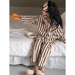 Đồ ngủ bé gái phong cách Hàn – Bộ pijama kẻ sọc cực xinh kèm băng đô
