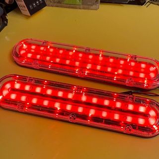 Đèn hậu sau 6 x 30cm cho xe 3 chế độ phanh, demi, xi nhan điện chung 12,24v