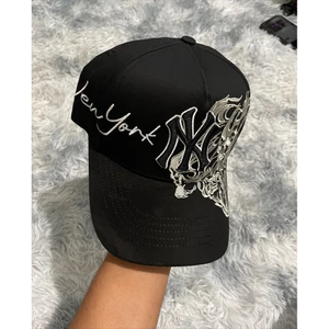 Mũ NY SKELETON DANDY Mái hiên cong Mũ Snapback có thể điều chỉnh được Chip N.F.C được thiết kế đặc biệt có thể quét