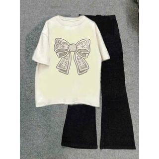 Mẫu bộ đồ nữ quần ống loe kết hợp áo phông su cotton -hình NƠ TRẮNG -IN GIỮA-thuba94