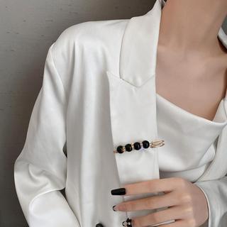 Nút thắt lưng ngọc trai ngọt ngào với kim cương giả và dây nịt điều chỉnh được cho áo váy B4M9