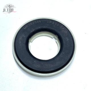Vị trí vòng bi gắn trên đầu phía trước trên xe Tương thích với nhựa