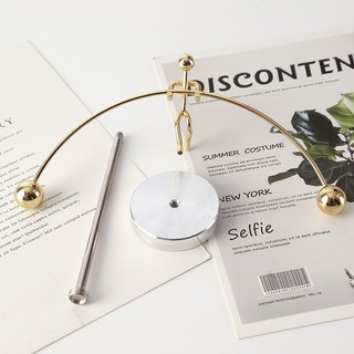 Bạn đồng hành bàn làm việc, con lắc cân bằng, tăng hiệu suất，con lắc newton