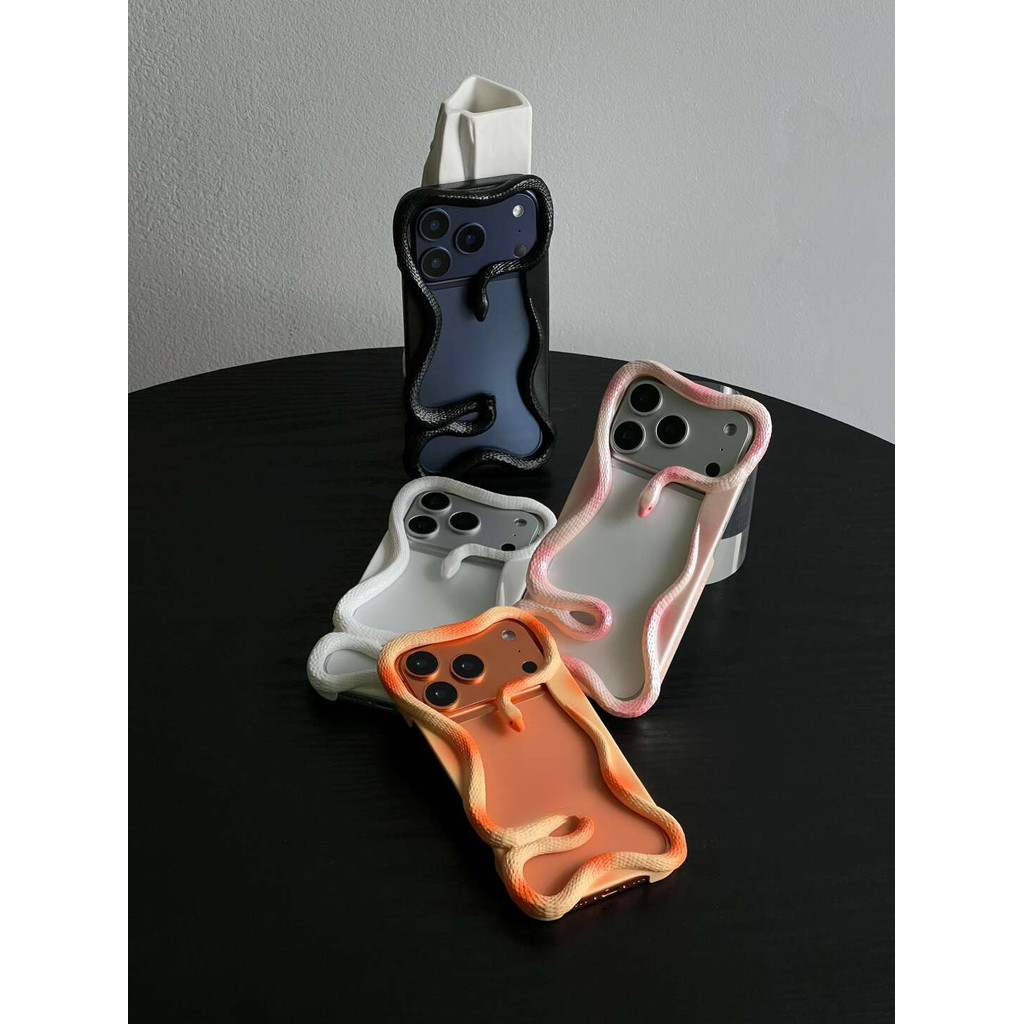 Ốp Điện Thoại Rắn Medusa Thích Hợp Cho iPhone17promax Vỏ Điện Thoại Rắn In 3D Vỏ Cứng Thích Hợp Cho iPhone17pro Vỏ Điện Thoại Hoàng Hôn Cam Hợp Thời Trang