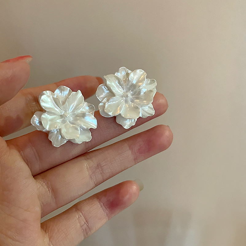 Bông tai hình hoa trắng Retro Thời trang thanh lịch dành cho nữ
