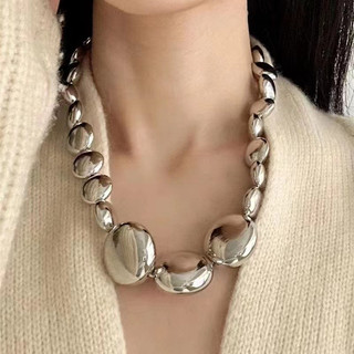 Vòng cổ hạt đá cuội tròn ba chiều sang trọng và phóng đại với cá tính mát mẻ và phong cách, dây chuyền xương đòn đa năng