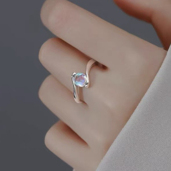 Nhẫn nữ đá mặt trăng điều chỉnh kích thước, phong cách tối giản và sang trọng bán chạy