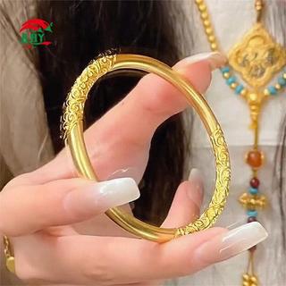 Vòng Tay Cổ Điển Mạ Vàng Với Chạm Khắc Truyền Thống - Thiết Kế Thanh Lịch