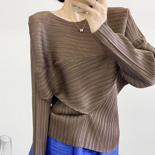 Miyake Áo Sơ Mi Xếp Ly Mới Mẻ, Form Ôm Tạo Eo Thon Gọn