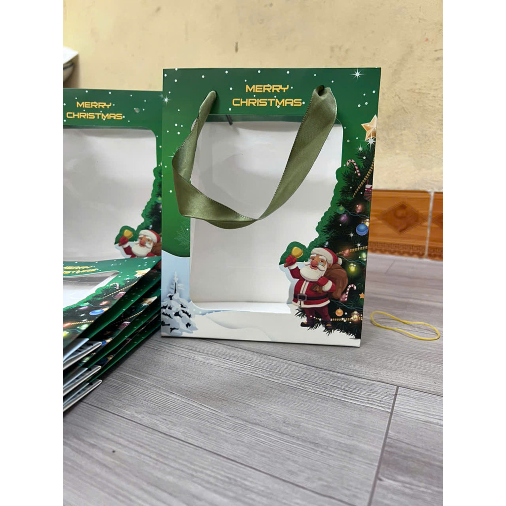Combo 10 Túi Đựng Quà Noel Cửa Sổ Trong Mica – Túi Giấy Giáng Sinh Xanh Đựng Quà Tặng Lễ, Bao Bì Noel Đẹp