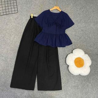 Set đồ bigsize nữ 2 món gồm áo sơ mi cổ tim phối bèo quần dài suông ống rộng lưng thun co giãn - A315+Q564