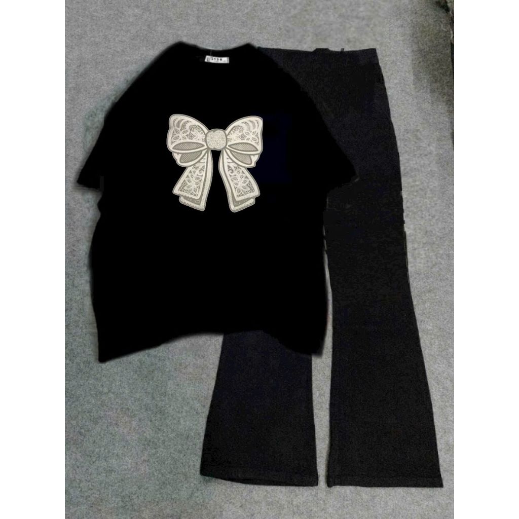 Mẫu bộ đồ nữ quần ống loe kết hợp áo phông su cotton -hình NƠ TRẮNG -IN GIỮA-QUANAO94