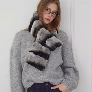 Khăn Lông Tơ Mùa Đông NCE, Sang Trọng và Mềm Mại 13x85cm, Phù Hợp Cho Nam Nữ