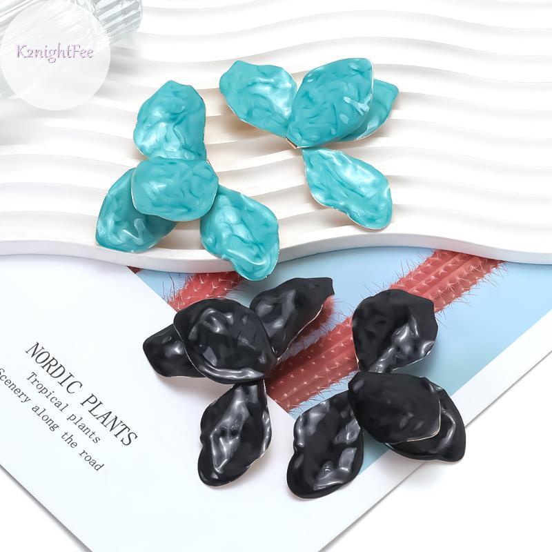 Bông tai nữ cá tính vintage kim loại lớn, phù hợp tiệc cưới và làm quà tặng thời trang
