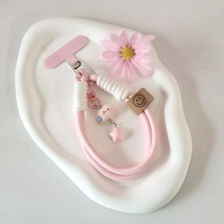 (Giao hàng tại địa phương) Chống thất lạc Phim hoạt hình dễ thương Hello Kitty Mặt dây chuyền hình trái tim đám mây và chuỗi ngôi sao Phong cách bện ngắn cho điện thoại di động nữ