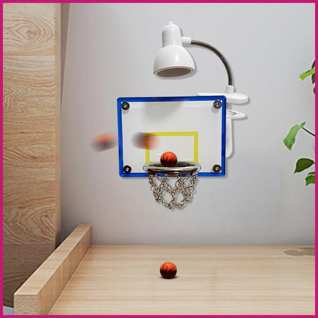 Bộ đèn ngủ hình bóng rổ với 3 quả bóng LED chiếu sáng, phù hợp cho bé trai