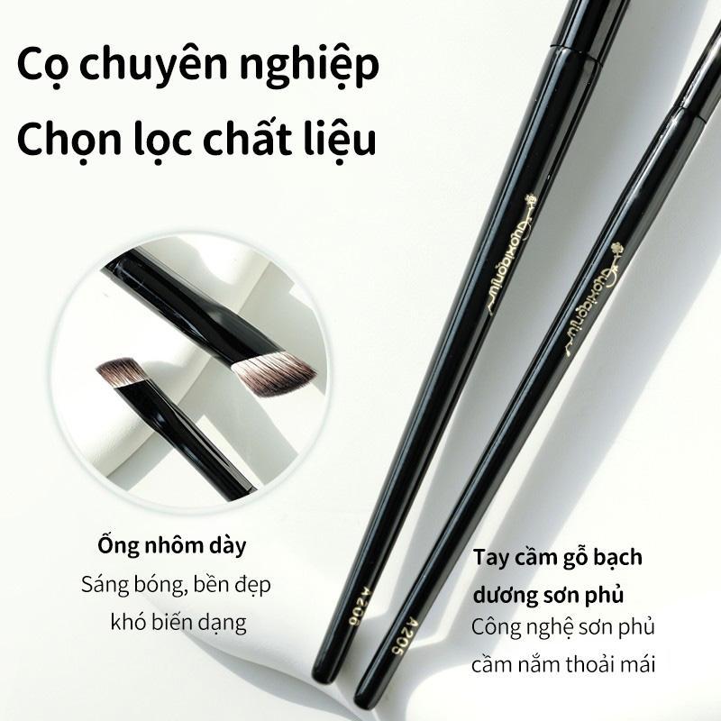 Bàn chải che khuyết điểm GUOXIAONIU Guo Xiaoniu, Lông sắt nhỏ màu đen, Hiệu ứng làm sáng da, Thích hợp cho mặt trung bình và nền, Bàn chải rãnh rách, Có thể sử dụng làm Highlighter | BigBuy360 - bigbuy360.vn