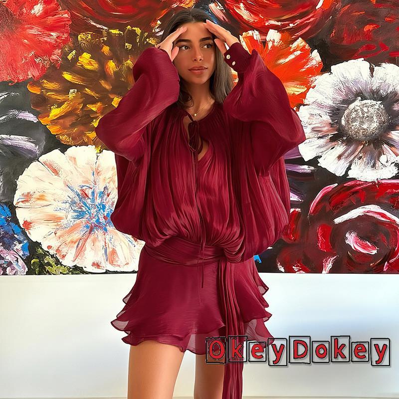 Đầm ngắn nữ ruffle tay đèn lồng, buộc mặt trước, màu trơn xếp ly