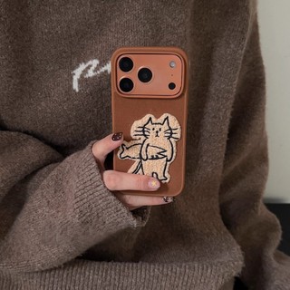 Màu nâu Sang Trọng Thêu Hoạt Hình Dễ Thương Mèo Con Chó Con Flannel Vải Ốp Lưng Điện Thoại iPhone 17Promax 17pro 14 15 16 Pro Max 13 Ngọt Ngào Nữ Tính Vỏ Di Động