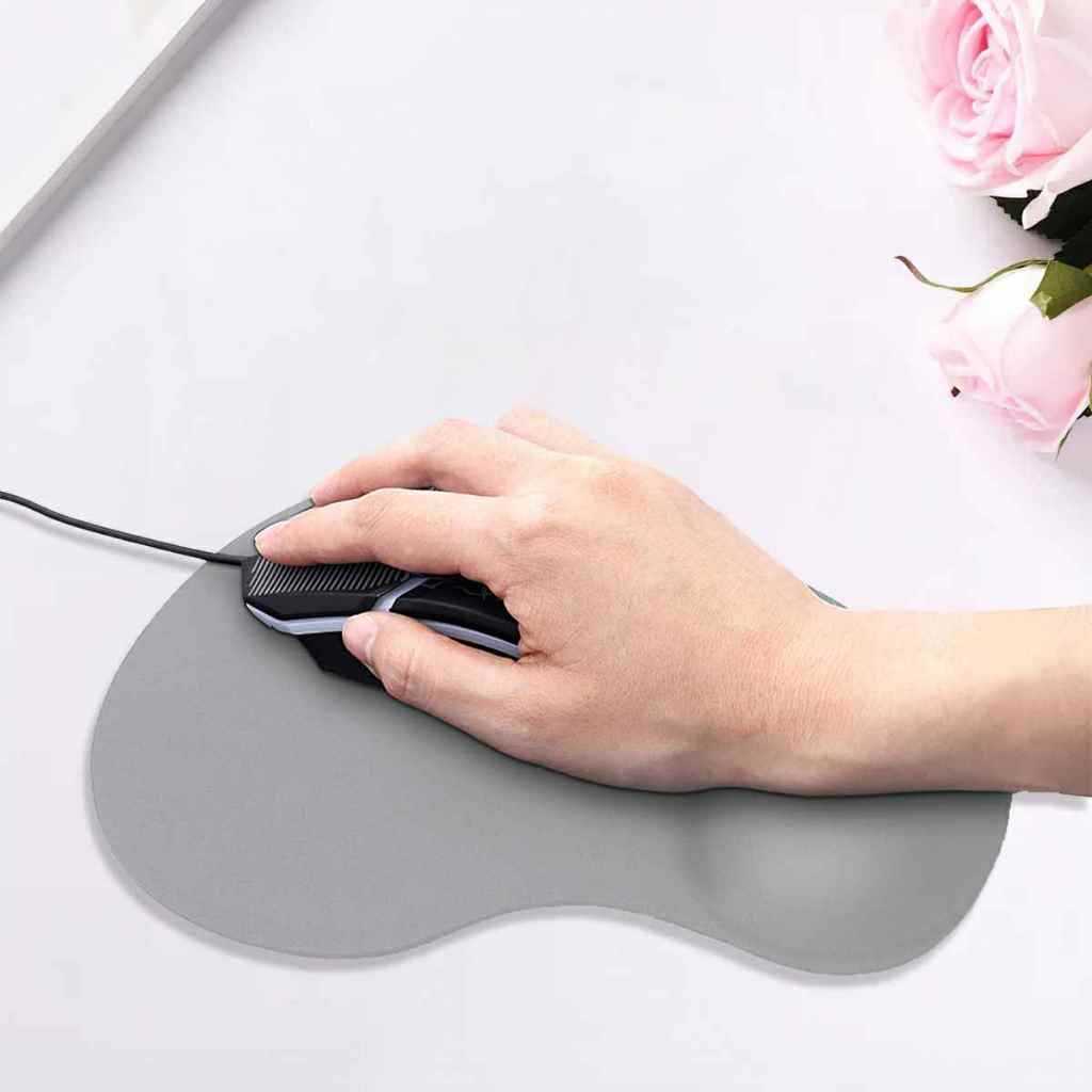 Sử Dụng Lót Chuột Silicon Có Đệm Kê Tay Chống Mỏi Tiện Dụng Trong Đời Sống