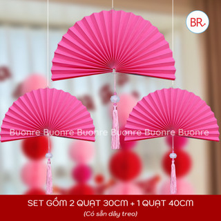 [Tết 2026] Set 3 Quạt Giấy Đỏ Kèm Tua Rua Ngọc – Decor Trang Trí Nhà Cửa, Quán Cafe, Lớp Học, Background Chụp Ảnh ANGI