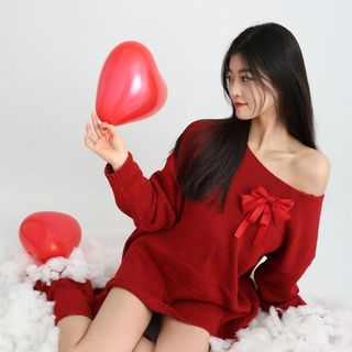 Áo len thu đông 2025 thiết kế nơ đỏ cao cấp, phù hợp cho mùa Giáng sinh