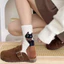 4 đôi tất họa tiết mèo nhảy múa, thiết kế dễ thương cho nữ mặc hàng ngày, cotton cao cấp thoải mái và chống trượt