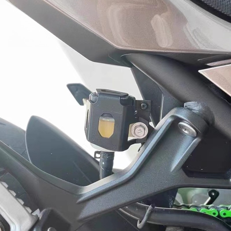 Dành Cho Xe YAMAHA YZF R1 R3 R6 R25 R15 V3 MT03 CNC Nhôm Phanh Sau Chất Lỏng Chứa Bao Bảo Vệ Xe Máy Phụ Kiện