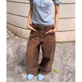 Quần cong phong cách Harajuku nam có đinh tán, thiết kế đa năng phù hợp cho cả nam và nữ