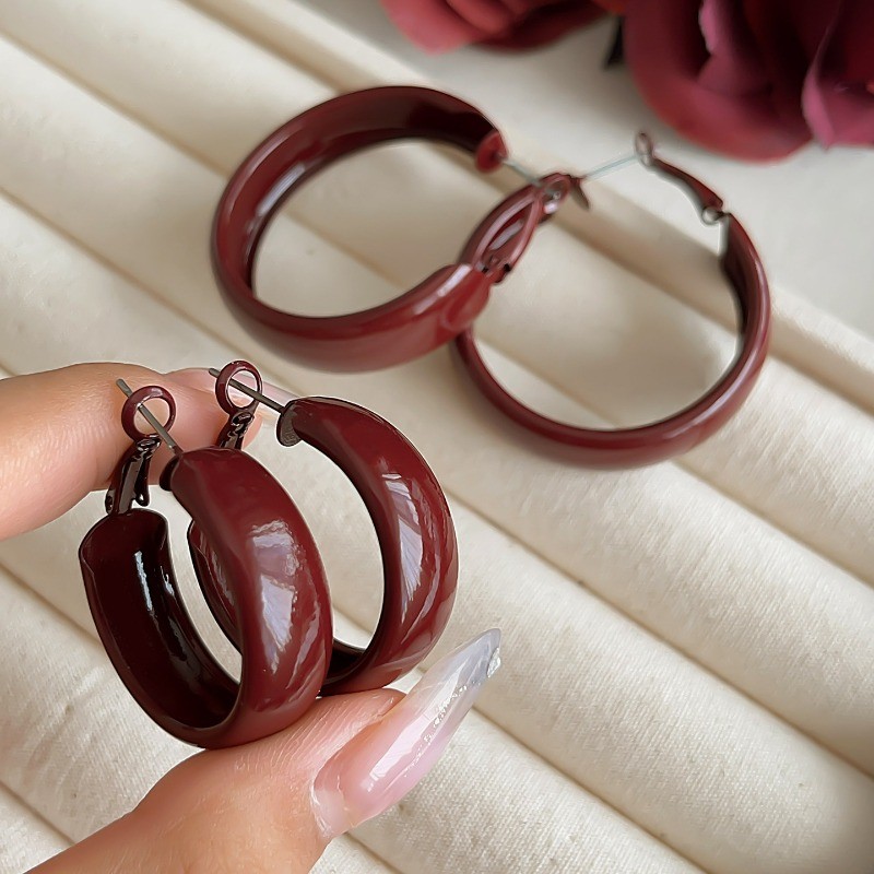 Bông Tai Màu Đỏ Phong Cách Pháp - Đơn Giản Sang Trọng