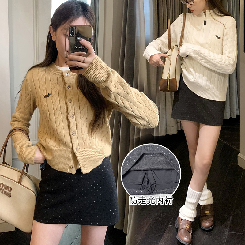 Trang phục bà bầu Thu đông Len dày chấm bi Váy chải cổ điển