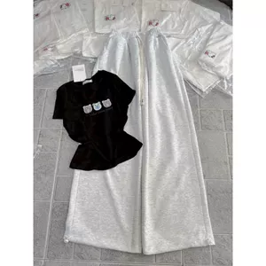 Quần da cá màu xám+ kết hợp CROPTOP TĂM LẠNH -hình 3 chú gấu chữ THE FREE BEARSS-QUANAO94