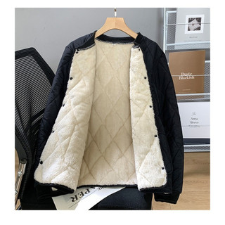 Oversize Cardigan Nam ấm áp từ cotton với cổ đứng và khóa kéo, phù hợp cho mùa đông.