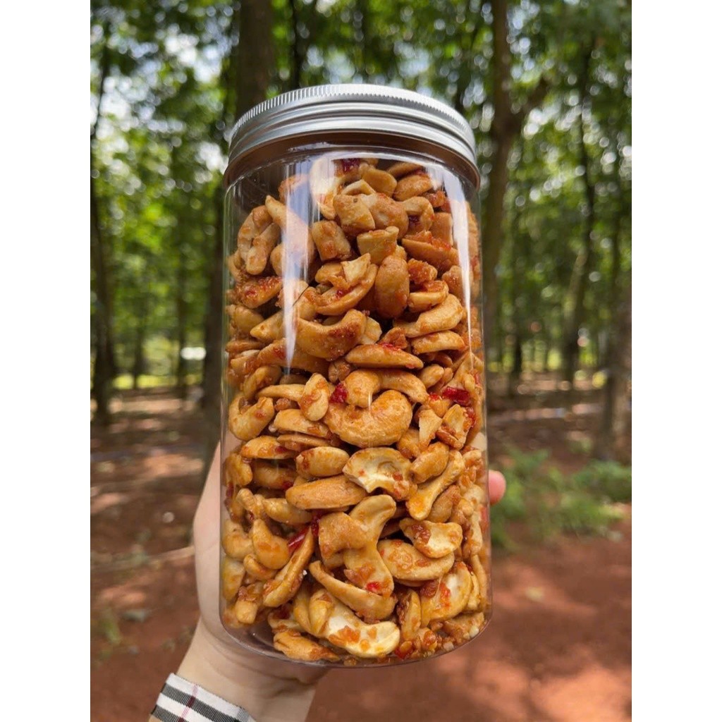 500Grm Hạt Điều Rang Tỏi Ớt Vỡ 2 Ngon, Thơm, Cay, Giòn Hàng Loại 1- Date mới - Cam Kết  mới bao đôi trả trong 15 Ngay