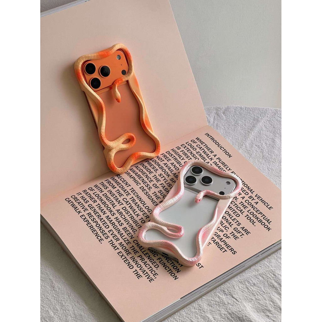 Ốp Điện Thoại Rắn Medusa Thích Hợp Cho iPhone17promax Vỏ Điện Thoại Rắn In 3D Vỏ Cứng Thích Hợp Cho iPhone17pro Vỏ Điện Thoại Hoàng Hôn Cam Hợp Thời Trang