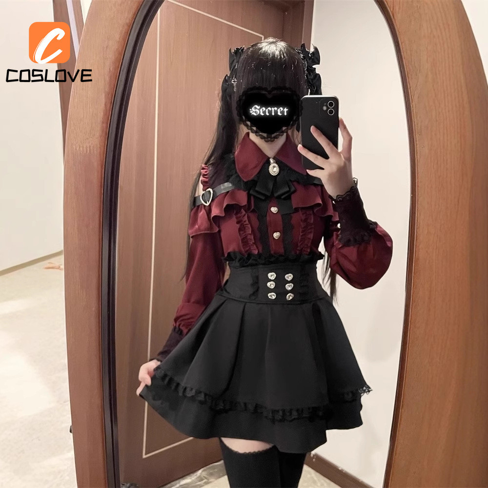 Đầm top và váy ngắn phong cách Gothic dễ thương, phù hợp cho những buổi hẹn hò mùa hè