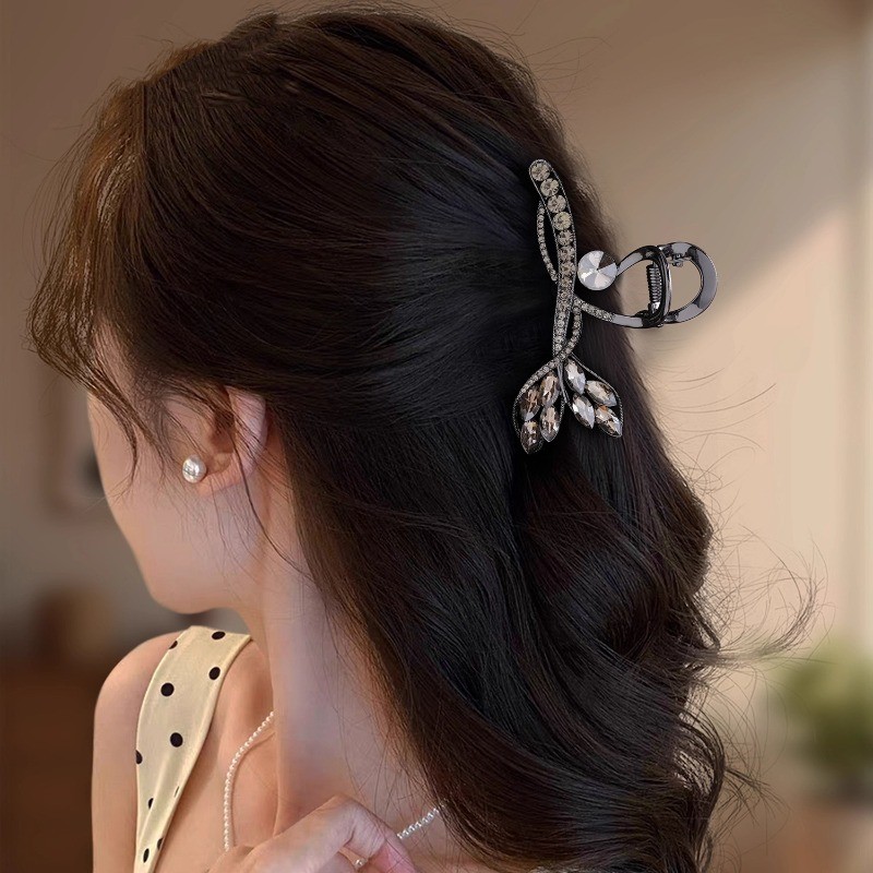 Kẹp Đuôi Cá Pha Lê Cao Cấp Dark Night Streamer - Phong Cách Kim Loại Cổ Điển