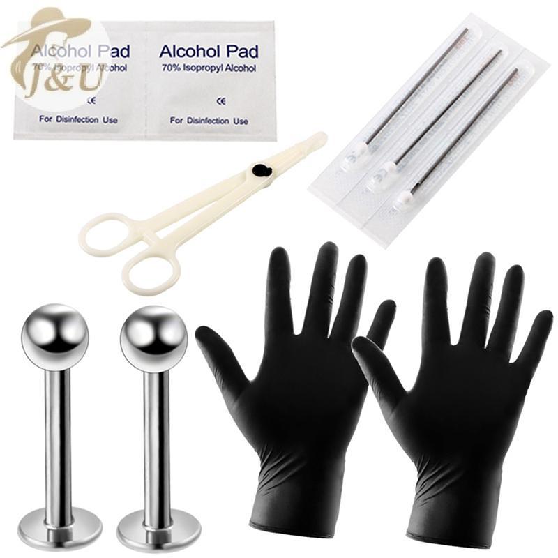 Bộ dụng cụ xỏ khuyên cơ thể gồm 10-20 món, phù hợp cho nhiều vị trí như rốn, lưỡi, mày, mũi và môi.