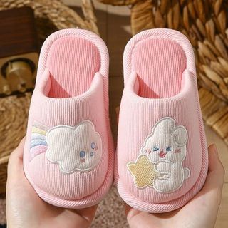 Dép bông hoạt hình cho bé 2026 – Chống trượt, thoáng khí, chất vải mềm mại dễ thương