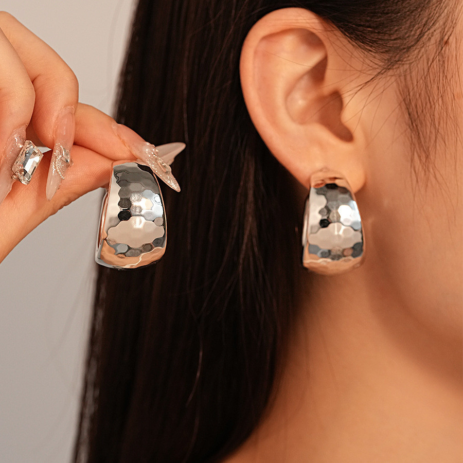 Bông tai hình chữ C mặt rộng, kim loại thép không gỉ, trang sức nữ thời thượng