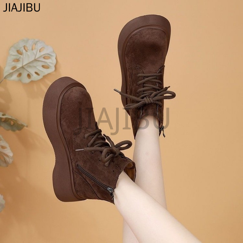 Size 35-43 Giày Bốt Chelsea Buộc Dây Bằng Da Lộn Màu Đen/nâu/kaki Mũi Tròn Chống Trượt Phong Cách Anh 42 Giày Nữ Cỡ Lớn Chất Lượng Cao 41 Korean Fashion Casual Platform Ankle Zipper Motorcycle Boots Bốt Da Lolita Nhật Bản Cổ Điển